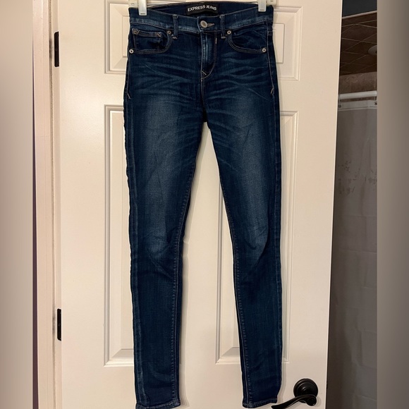 Express Jeans - Picture 1 of 4